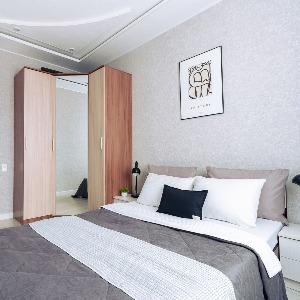 Apartments 5 Stars 3-room Apartment 26 Syezda KPSS 8