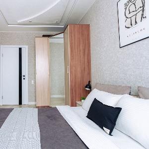 Apartments 5 Stars 3-room Apartment 26 Syezda KPSS 8