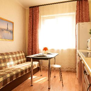 Lion Apartments 2-room Apartment on Tyumensky tract 8, 6 floor