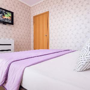 Lion Apartments 2-room Apartment on Tyumensky tract 8, 4 floor
