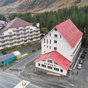 Hotel Alpina