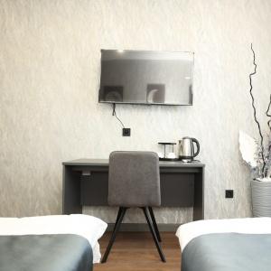 Moon Apartments