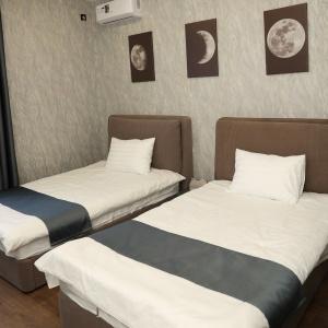 Moon Apartments