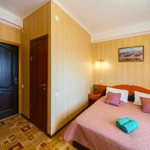 Guest house Rakhat