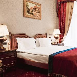 Taleon Imperial Hotel