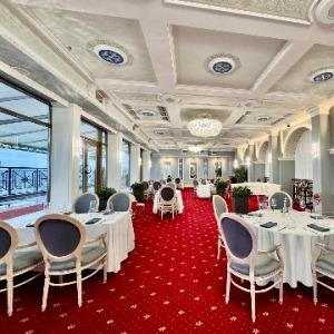 Taleon Imperial Hotel