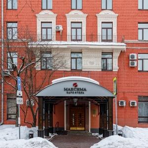 Гостиница Максима Заря