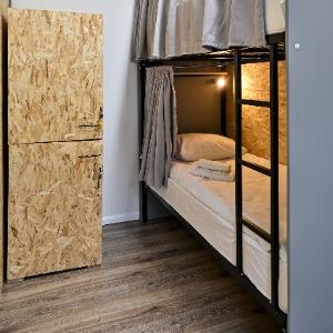 Hostel 44