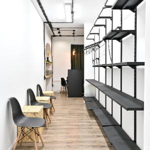 Hostel 44
