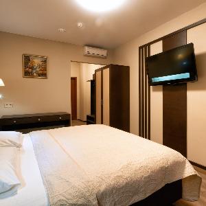 Hotel Tayozhny