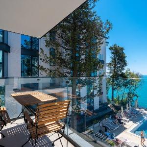 Apart-Hotel on Luchezarnaya