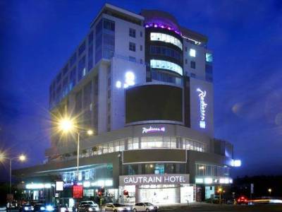Гостиница Radisson Blu Gautrain Hotel