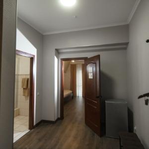 Hotel John Hughes