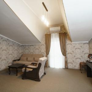 Hotel John Hughes