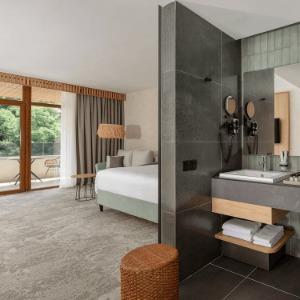 Hotel Funf Luxury Resort & Spa Miracleon