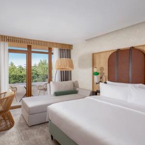 Hotel Funf Luxury Resort & Spa Miracleon