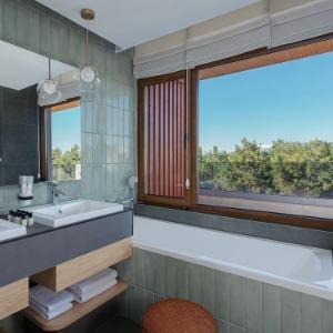 Hotel Funf Luxury Resort & Spa Miracleon