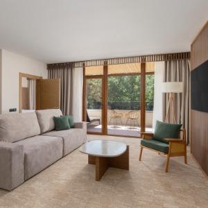 Hotel Funf Luxury Resort & Spa Miracleon