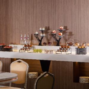 Hotel Funf Luxury Resort & Spa Miracleon