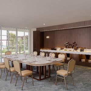 Hotel Funf Luxury Resort & Spa Miracleon