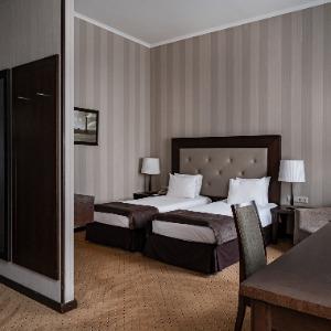 Petro Palace Hotel