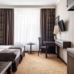 Petro Palace Hotel
