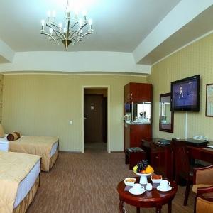 Hotel Golden Dragon