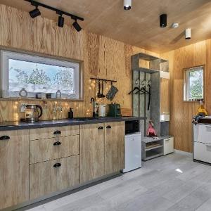 White Wood Glamping