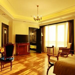 Golden Palace Hotel