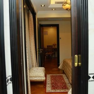 Golden Palace Hotel