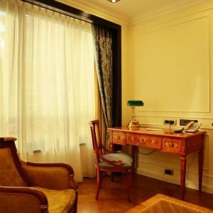 Golden Palace Hotel