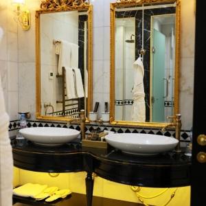 Golden Palace Hotel