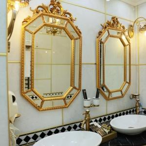 Golden Palace Hotel