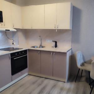 Accomodation facility 5 Stars 2-room Apartment on Alekseeva 34