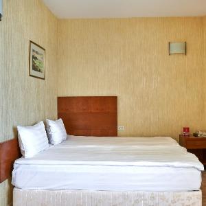 Hotel Alye Parusa