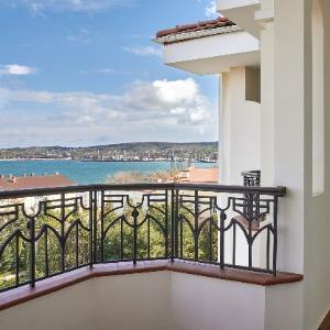 Hotel Alye Parusa
