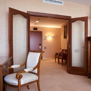 Hotel Alye Parusa