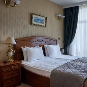 Hotel Alye Parusa