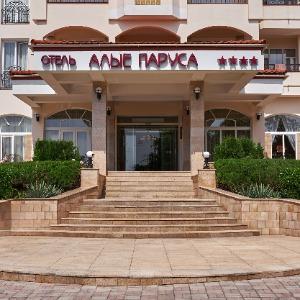 Hotel Alye Parusa