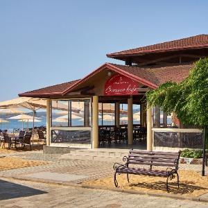 Hotel Alye Parusa