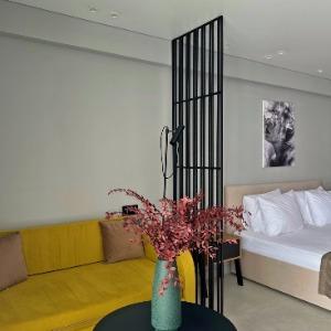Art More Hotel