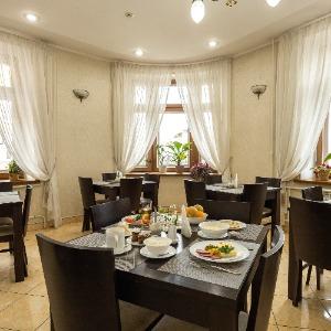 Hotel Bulak on Levo-Bulachnaya