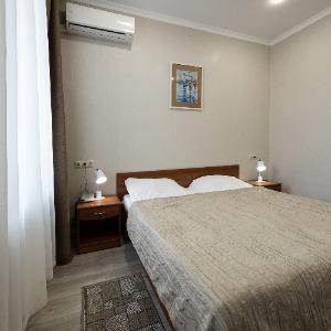 Hotel Bulak on Levo-Bulachnaya