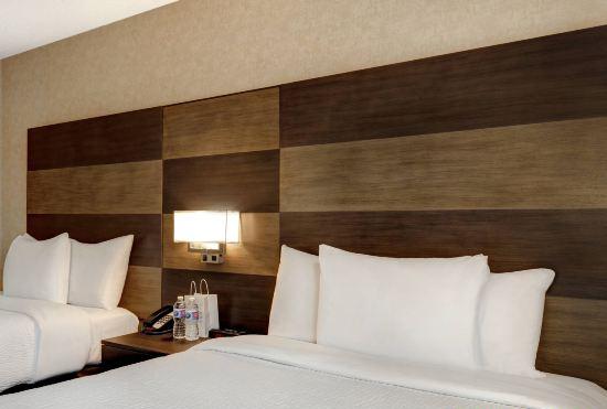 Гостиница Days Inn by Wyndham Calgary South