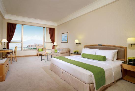 Гостиница Hong Kong Gold Coast Hotel