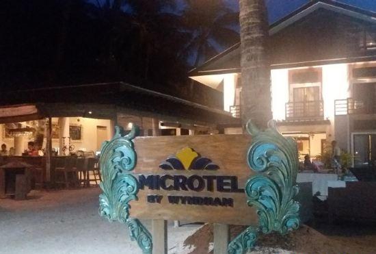 Гостиница Microtel by Wyndham Boracay