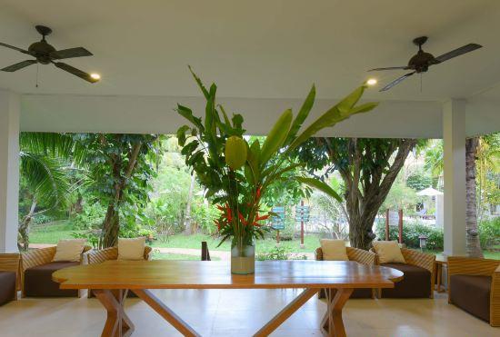Гостиница Paradise Beach Resort Samui