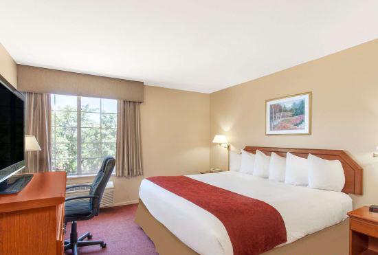 Гостиница Ramada by Wyndham Fresno Northwest