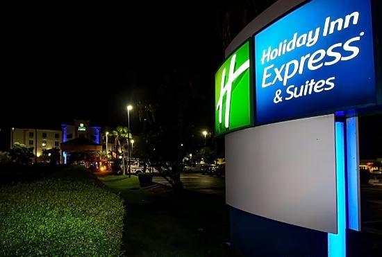 Гостиница Holiday Inn Express & Suites Cocoa Beach