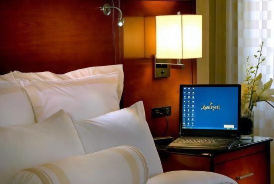 Гостиница Cleveland Marriott Downtown at Key Tower